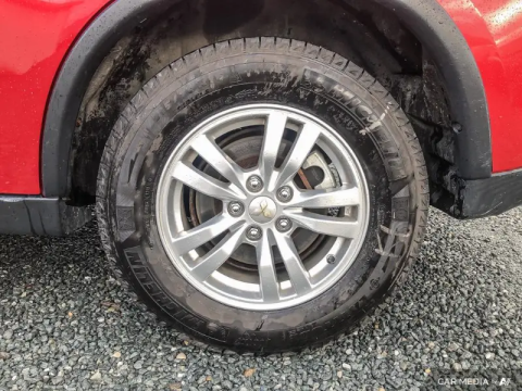 photo of  2015 Mitsubishi Outlander 4WD 4dr ES 6