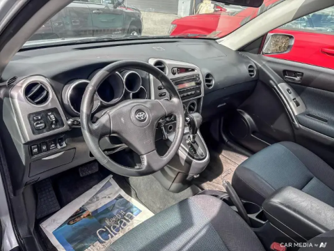 photo of 2005 TOYOTA Matrix 5dr Wgn Auto 11