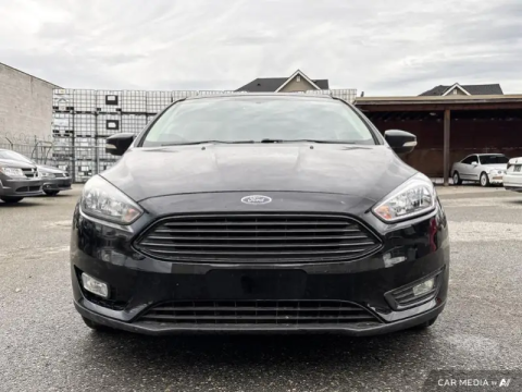 photo of 2016 Ford Focus 4dr Sdn SE 2