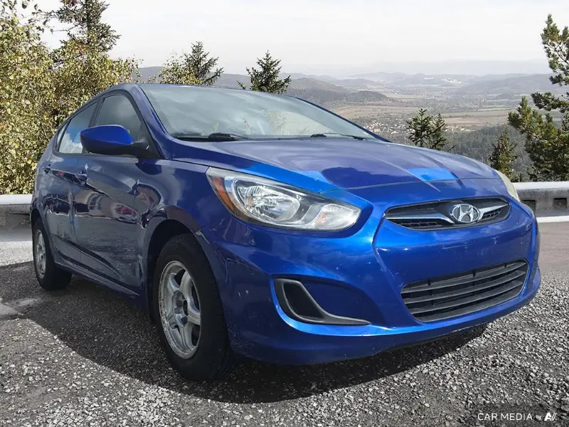 photo of 2012 Hyundai Accent 5dr HB Man GL 1