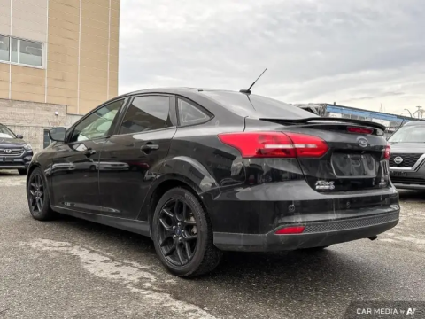 photo of  2016 Ford Focus 4dr Sdn SE 4