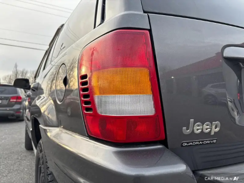 photo of 2002 JEEP Grand Cherokee 4dr Overland 4WD 11